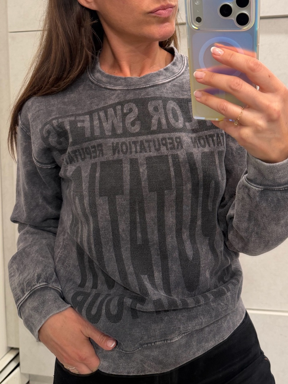 Taylor Swift Reputation Tour Crewneck Sweatshirt Sz small original from concert